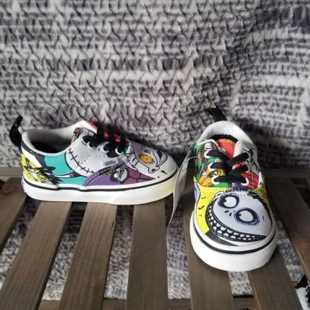 NWT Vans Disney Nightmare Before Christmas Size 5 - Picture 3 of 3